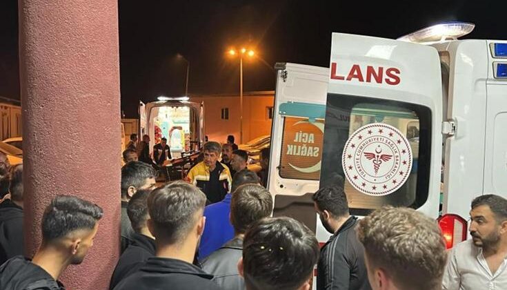 Hakkari’deki trafik kazası! 8 kişi yaralandı